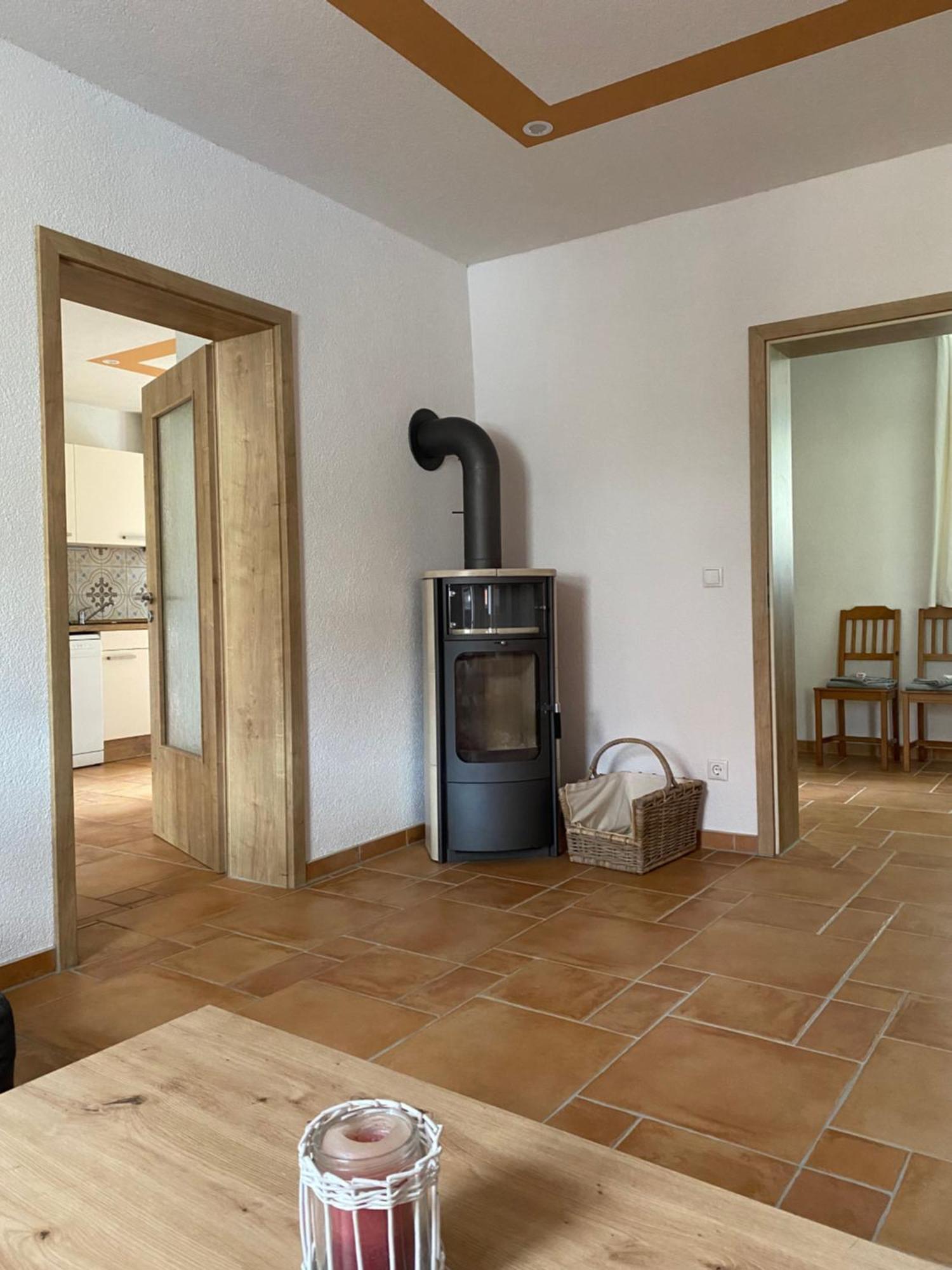 Ferienwohnung Auf Dem Gutshof Renz Weißenfels Exterior foto